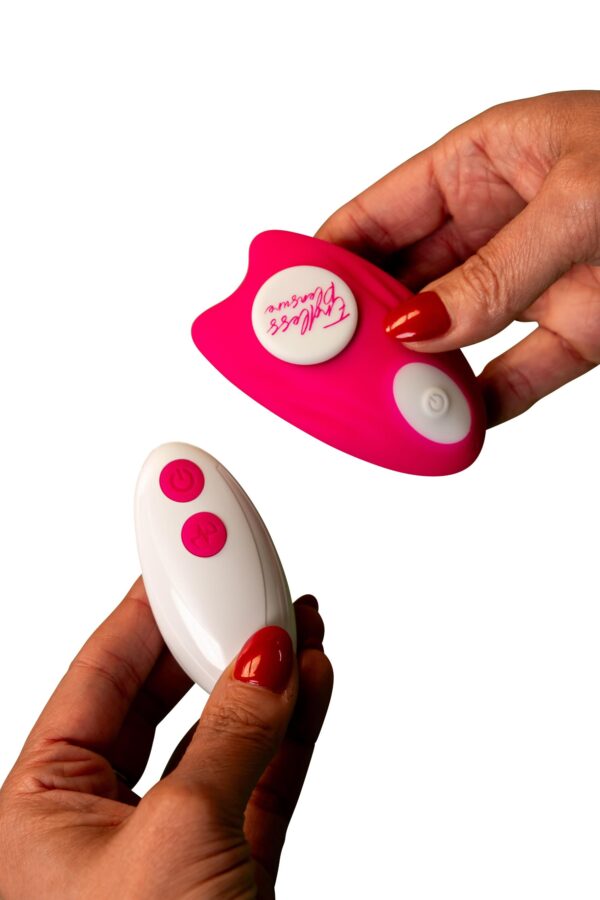 USK-Z02ButterflyWithRemoteRose1N7A8672.jpg Butterfly Remote Rose